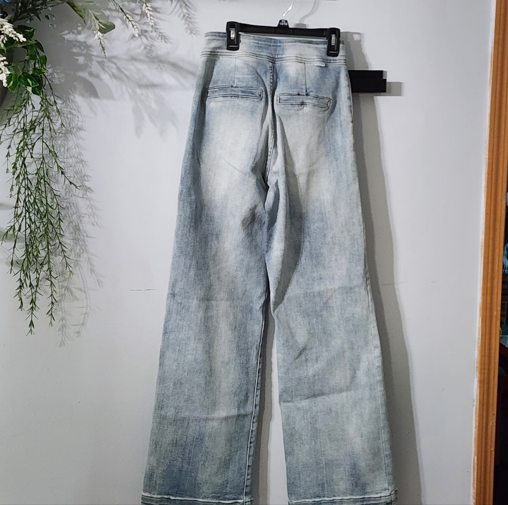 Risen Jeans – Size 5/27✨ Wide Leg | Light Distressed | Button Fly - Picture 4 of 4